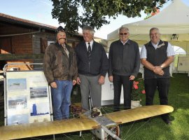 !00 Jahre  Flug ber den rmelkanal mit der Bleriot