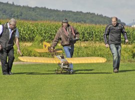 !00 Jahre  Flug ber den rmelkanal mit der Bleriot